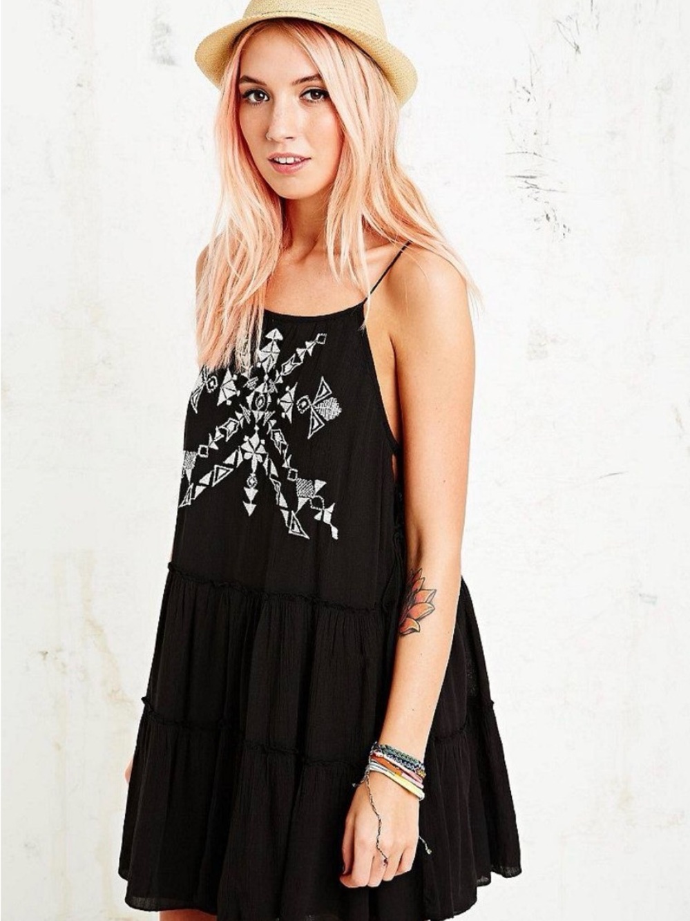 XS Black Printed Tiered Spaghetti-Strap Mini Dress